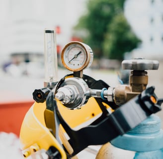 an oxygen cylinder with regulator
