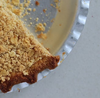 Rhubarb and Custard Crumble Pie