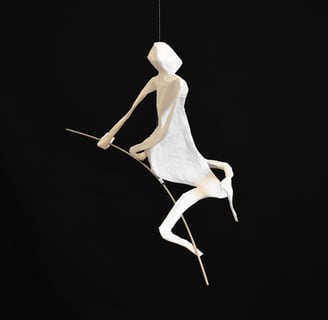 mobile sculpture papier personnage mouvement