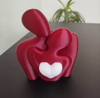 3D printed couple with heart insert