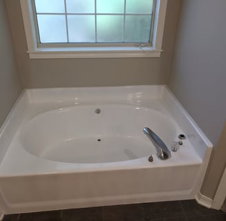 a culture marble garden tub refinished in white in mineola texas