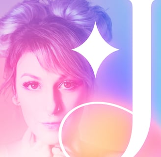 Rosto feminino com brilho e linhas arredondadas com fundo degradê rosa, roxo azul e nude