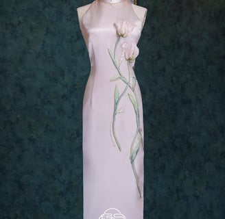 What's the difference between a cheongsam and a Qipao?