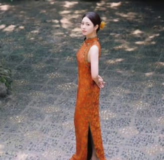 How to choose a hairstyle when wearing a Qipao