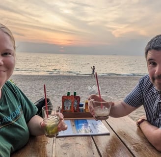 Dinner at Suza Hut on Long Beach, Koh Lanta