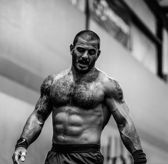 Mat Fraser 5x Crossfit Champion.