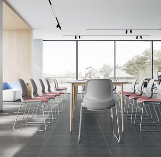 Seminar room with SenSit-Otto chairs and large windows