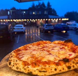 foxbarhill pub wood-fired pizza van friday night takeaway best all dough Pizza van hire rent mobile