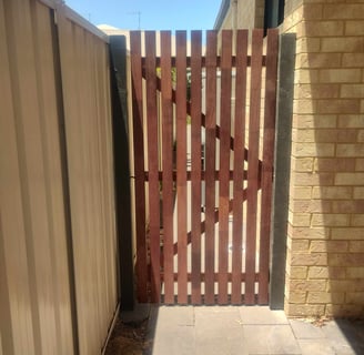 Small Gate