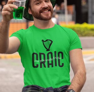 Man wearing a 'craic' t-shirt from www.clickncollecte.co.uk