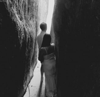 paar in schlucht, vertrauen