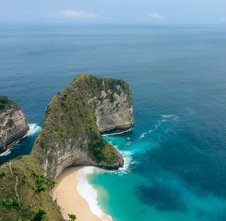 Kelingking beach in Nusa Penida