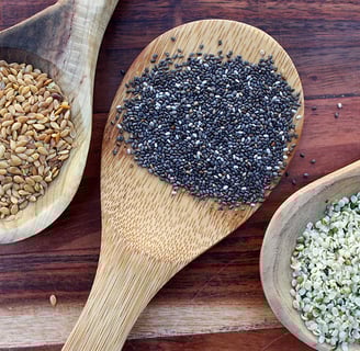 hemp-seeds-and-chia-seeds
