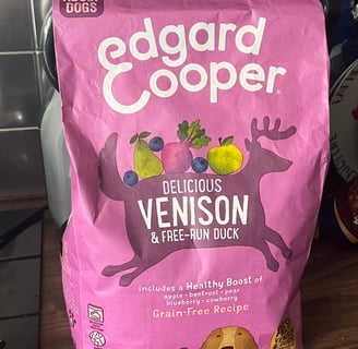 Close up of a bag of Edgard Cooper Kibble in Delicious Venison and free run Duck flavour