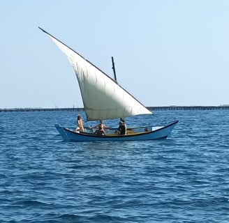 This boat sailed silently past.