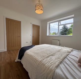 New bedroom with dressing room and ensuite. 
