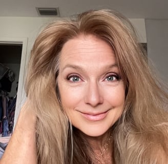 Hi, I'm Carla Alexander, Founder of Premier Pet Care. I love animals and am here to help!