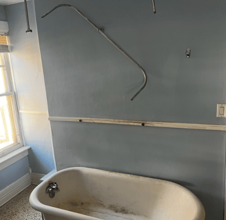 Madison Clawfoot bathtub removal | EZ Remodeling