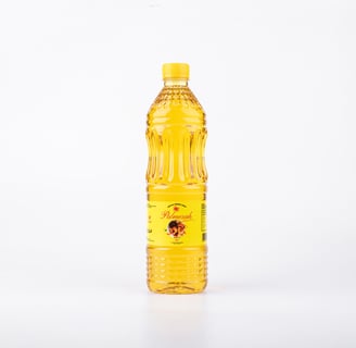 Minyak goreng Palmerah 1 liter, minyak jernih untuk menghasilkan gorengan renyah dan lezat.