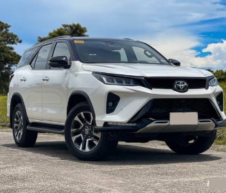 Toyota Fortuner luxury and comfort taxi service in Amritsar to local and outstation for family