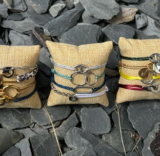 Bracelets cordons et chaines