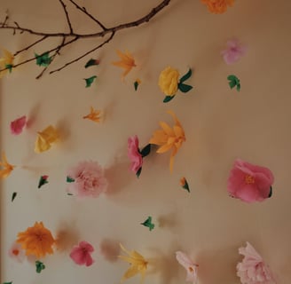 Rideau de fleurs en papier