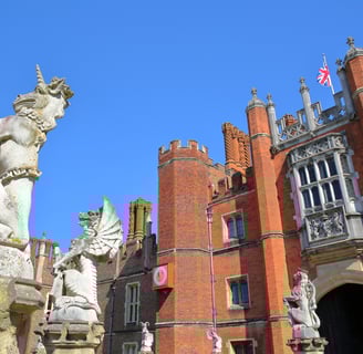 Hampton court