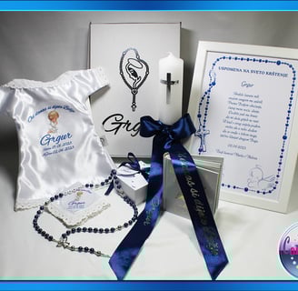 Krsni set za krštenje s personaliziranom košuljicom i krunicom