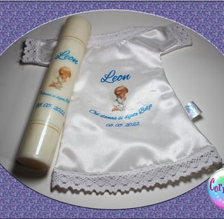 personalizirana krsna košuljica i svijeća