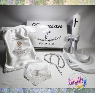 Originalni krsni set s personaliziranim imenom i datumom