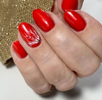 ongles rouges béziers