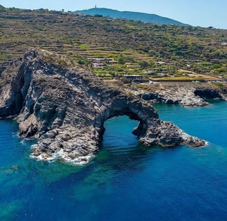 arco dell' elefante di pantelleria