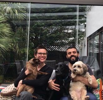 (Capitu, Bentinho, Hogi, Elpha e Theo - Pet Sitting em Londres, Inglaterra - Maio/2023)