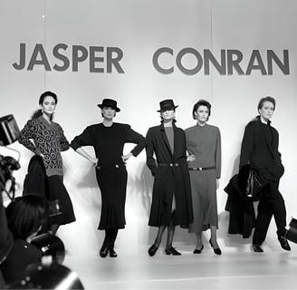 90s fashion, London fashion week, Fashion week, History of Fashion Week, First fashion week