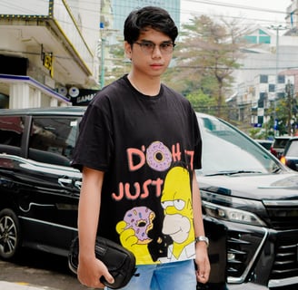 Kaos Oversize Pria