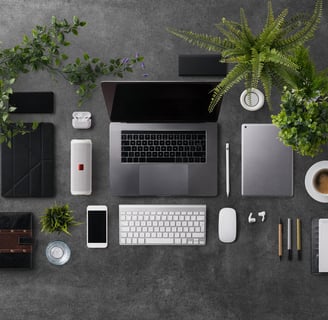 Laptops and essential tech for digital nomads and freelancers