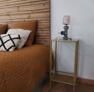 Lampe upcyclée modèle Camlock By e Marcel