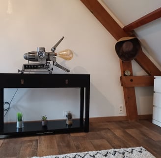 Lampe projecteur upcyclée By e Marcel