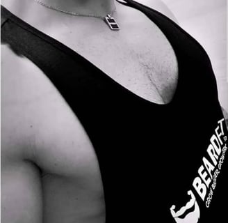 Bearded man with the BEARDFIT LEGACY TANK