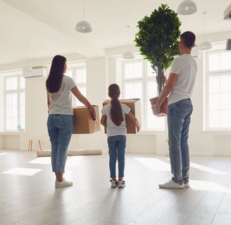 Un couple eménage dans son premier bien immobilier