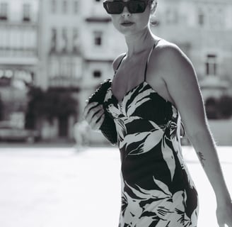 Ropa de mujer con flores