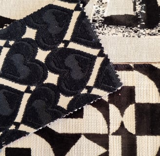 Tissu Kirby Hearts - Camengo Lonato et Omaha noir et blanc