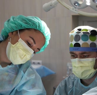 Marketing for Doctors in the Digital Age: 7 Must-Have Tools for 2025