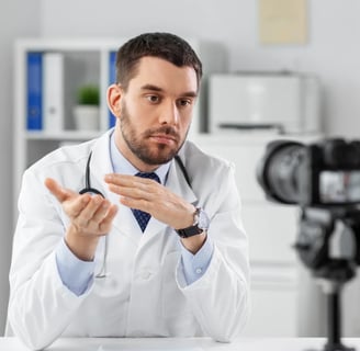 Vale a pena investir em vídeos de bastidores no consultório?