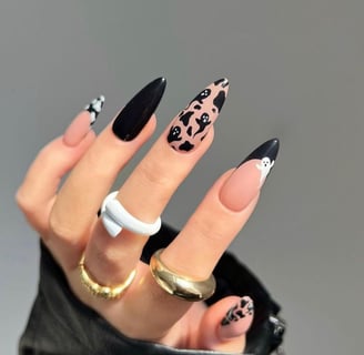 Halloween Nails Black and White press on nails