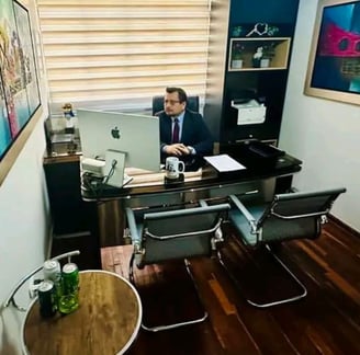  ¿Qué hace Marco Contreras Firma Legal?/M?/MARCO CONTRERAS FL