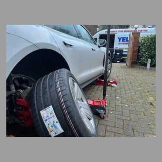 a car tyre got changed by mobile tyre fitting unit