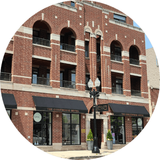 Guesthouse concert hotel near Riviera Theater, Chicago