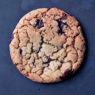 THE Vegan Chocolate Chip Cookies