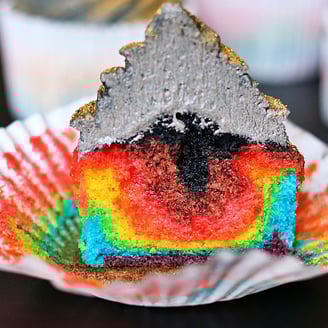 PRIDE Rainbow Cupcakes